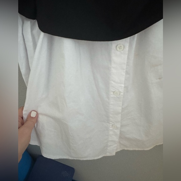 Perfect condition! Elegant Black and White Top - Picture 10 of 16